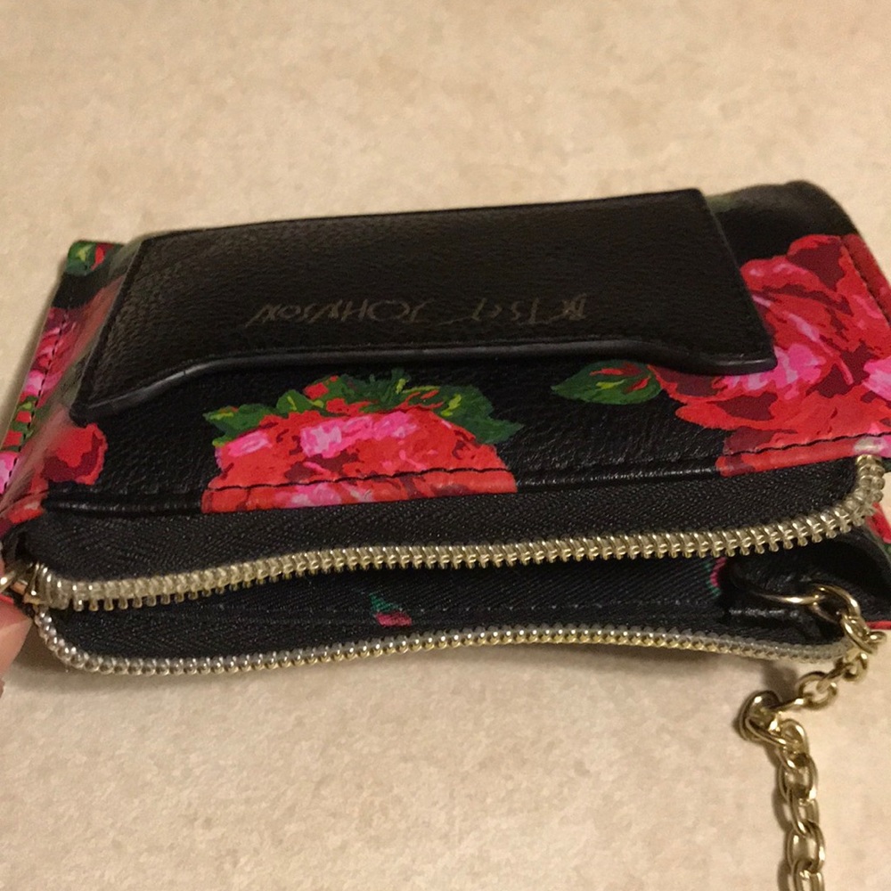 Betsy Johnson key chain wallet